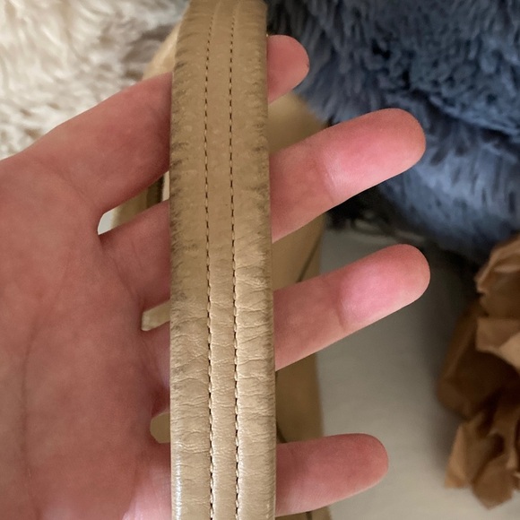 Coach Beige Leather Shoulder Bag - Picture 5 of 10